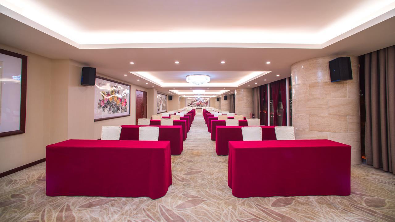 Guangzhou Jin Wan Li Business Hotel Exterior photo